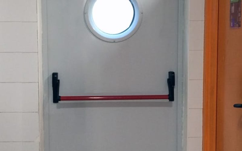 Puertas de Emergencia en Aravaca-Moncloa